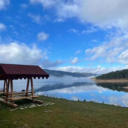 Къщи За Гости Иварос - Доспат Maison d'hôtes