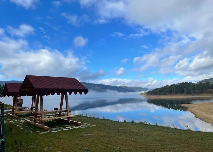 Къщи За Гости Иварос - Доспат Vendégház