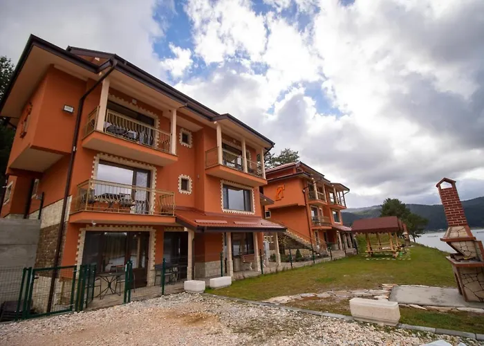 Къщи За Гости Иварос - Доспат * Doszpat